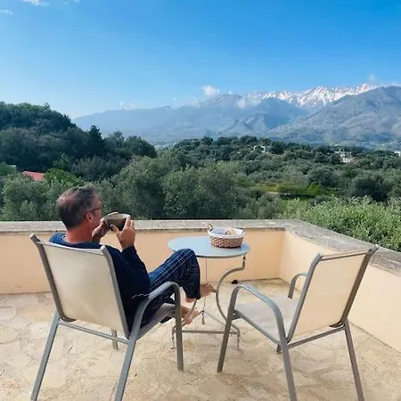 Semesterbostad Maison Theia, Entre Et Montagne Samonás